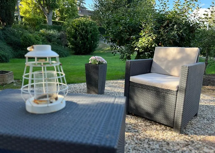 Hummelglück - Ferienwohnung mit Terrasse in 30 Min in HH City